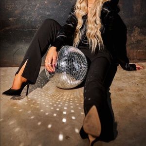 Kittenish black pant